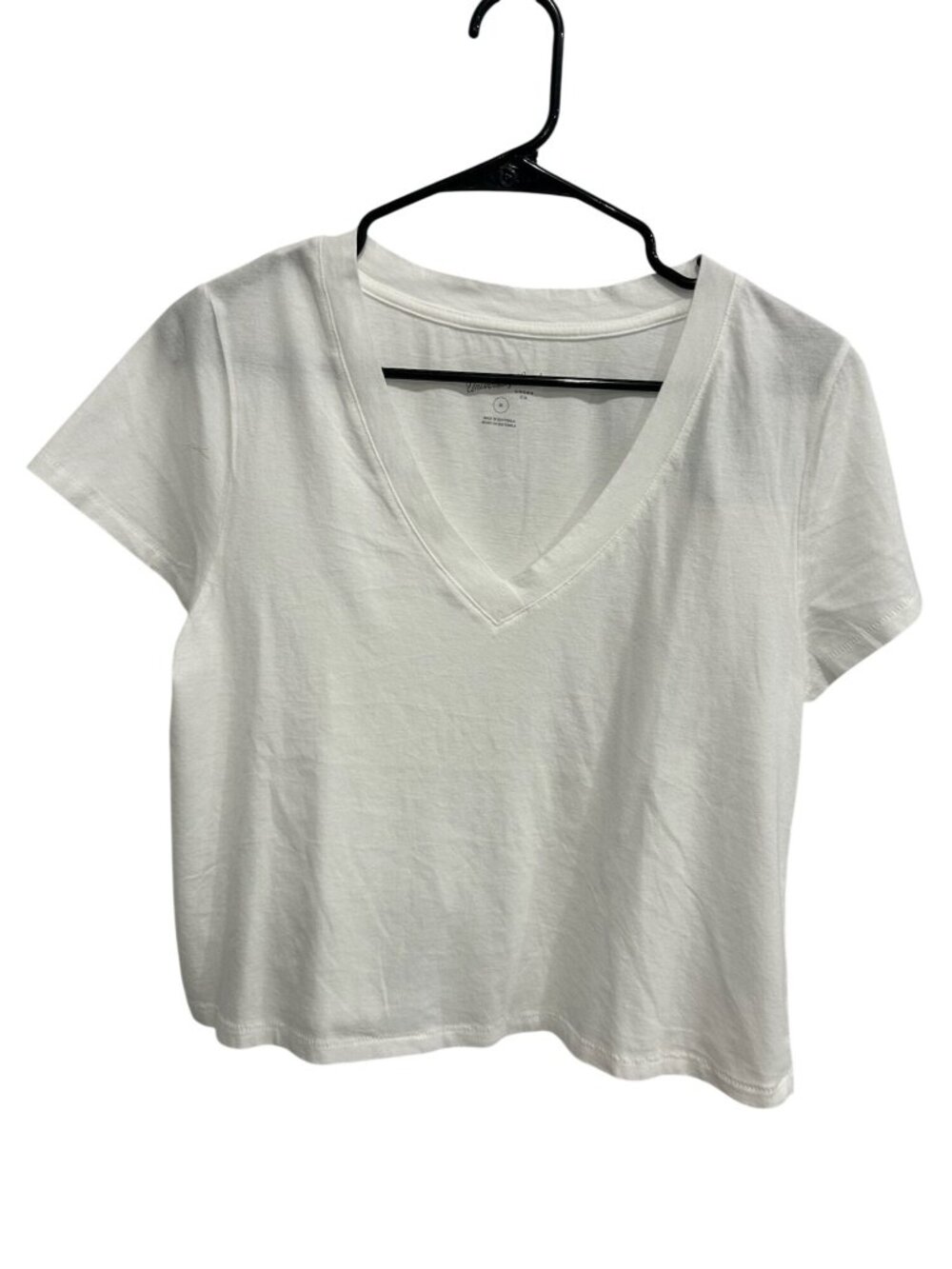 Universal Thread Medium White V-Neck Short Sleeve T-Shirt Cotton Minimalist NWT